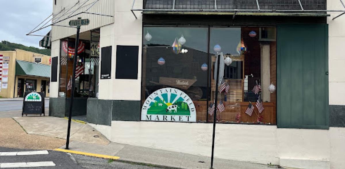 Mountain Field Market