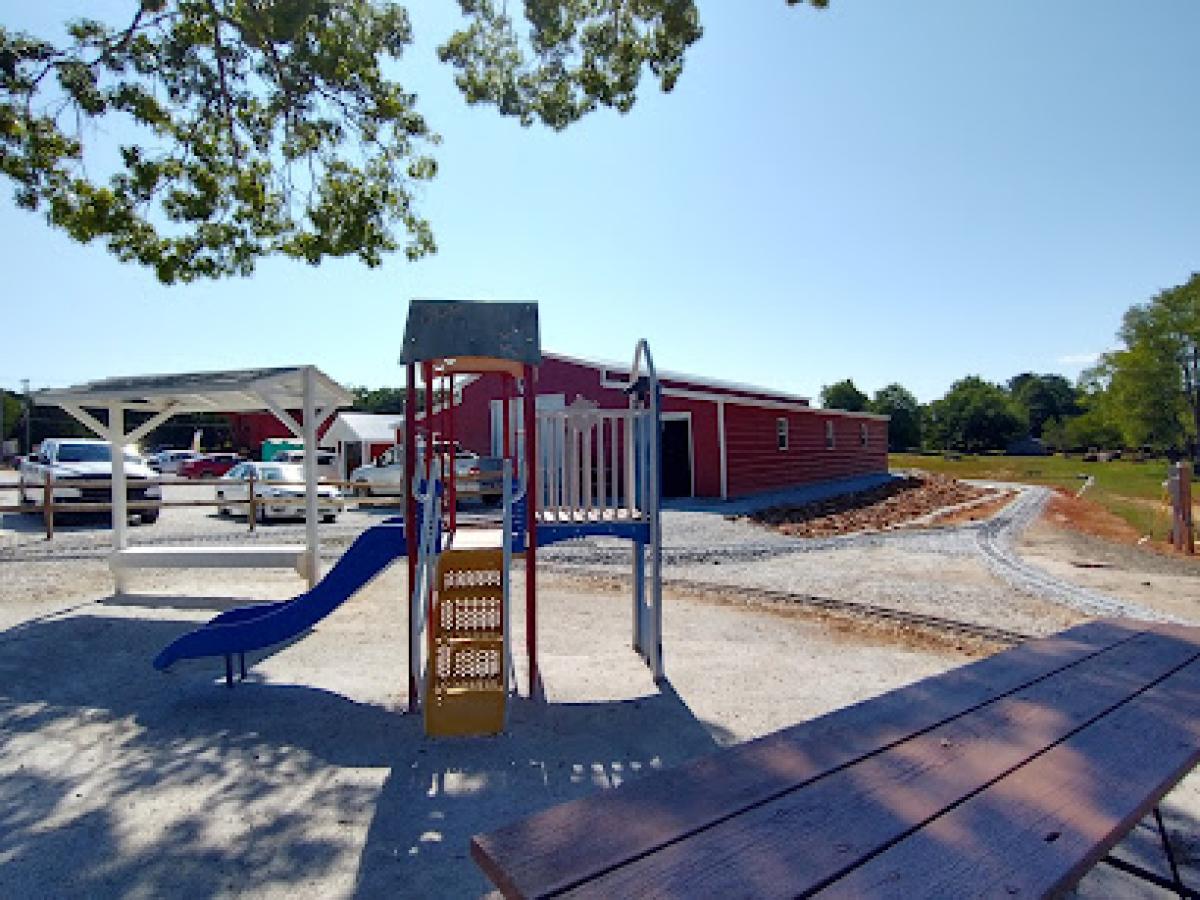 Moser Farm Market & Mountain View