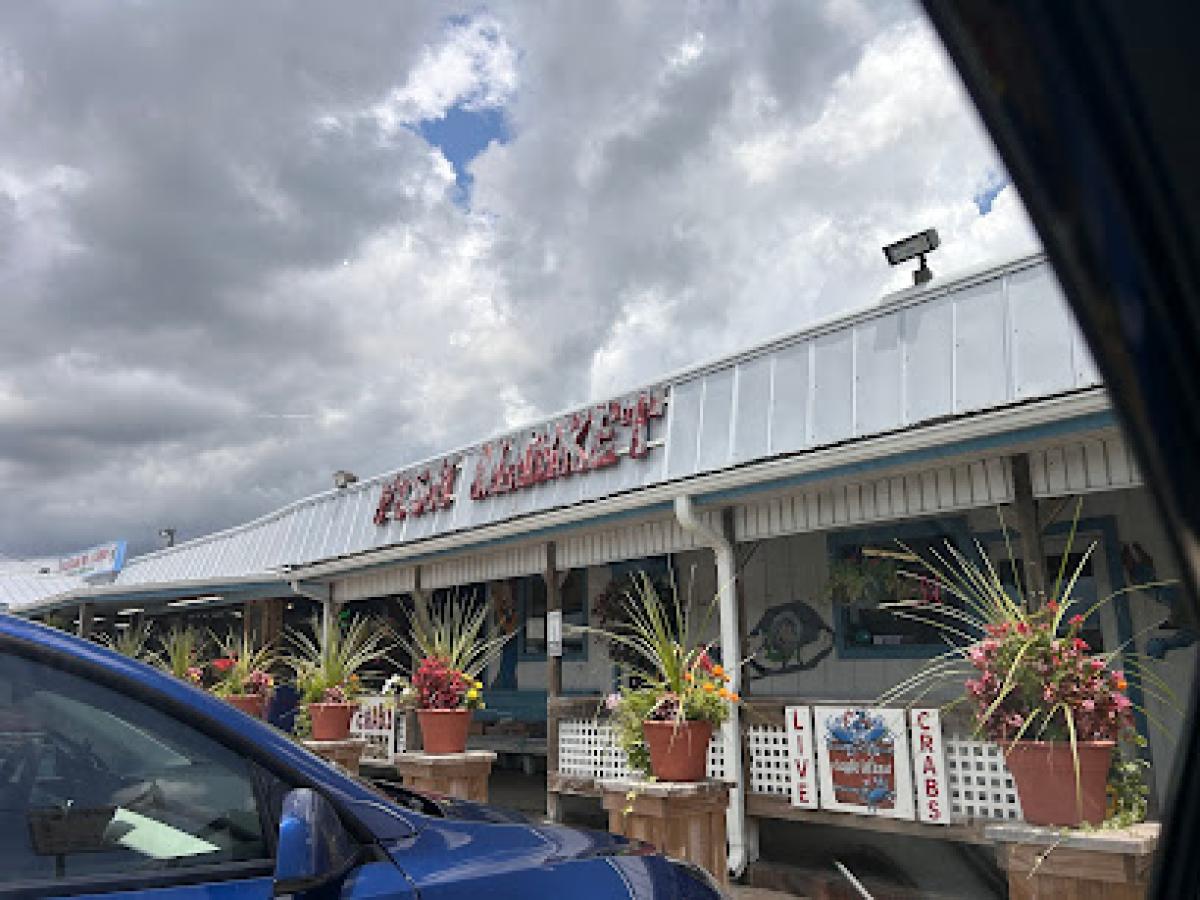 Eagle Island Fruit & Seafood