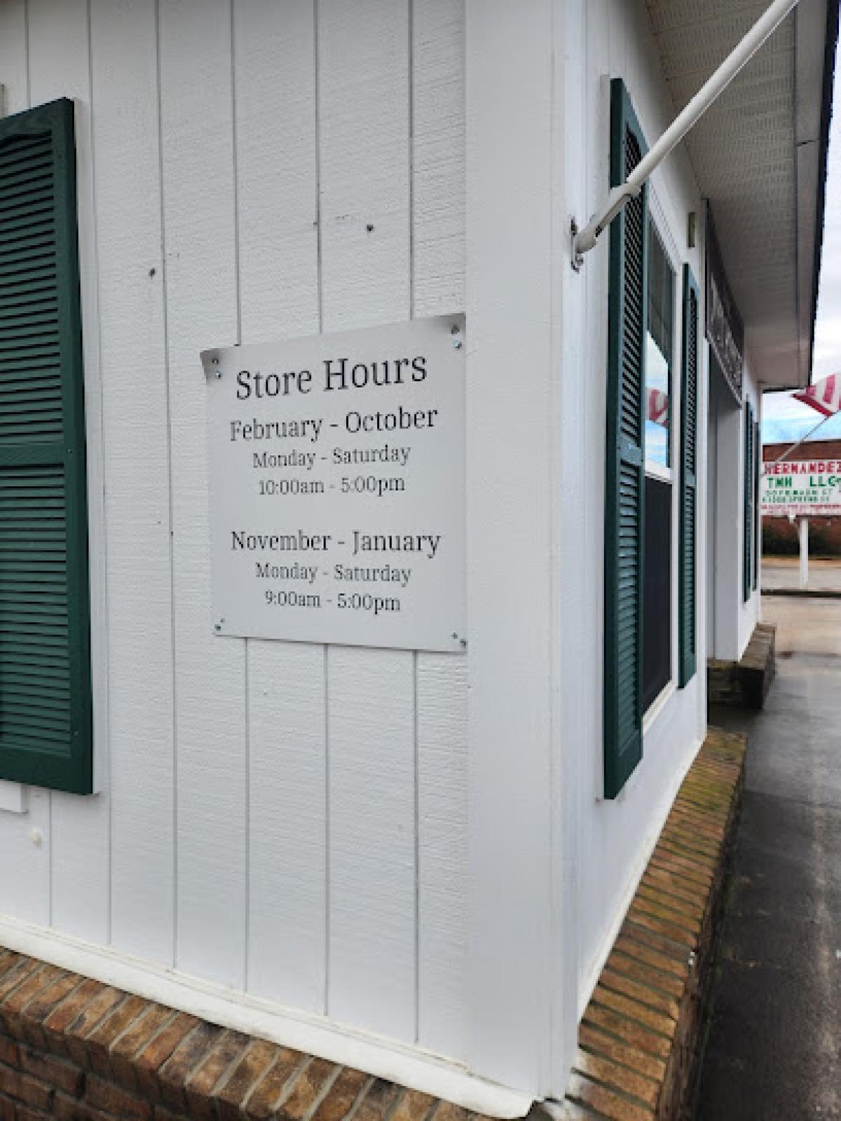 The Nut House & Country Market