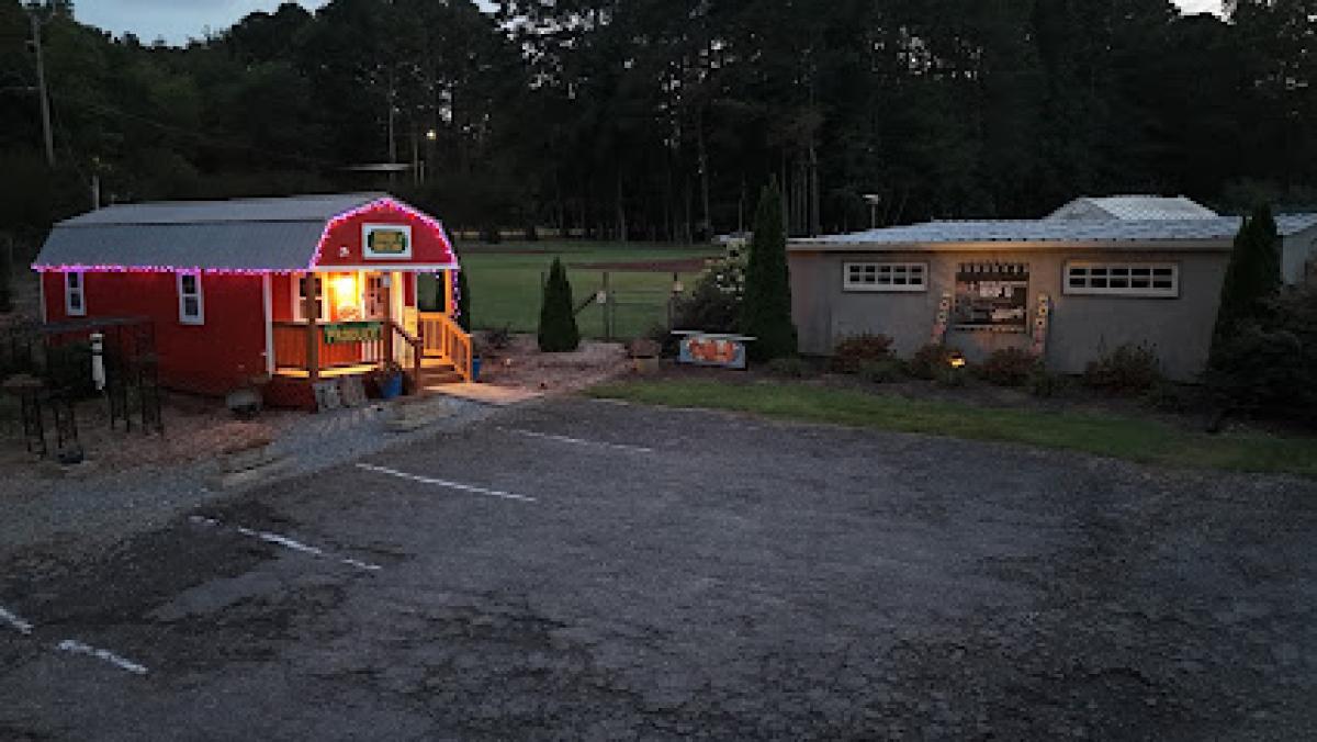 Holly Hill Farm and Goods