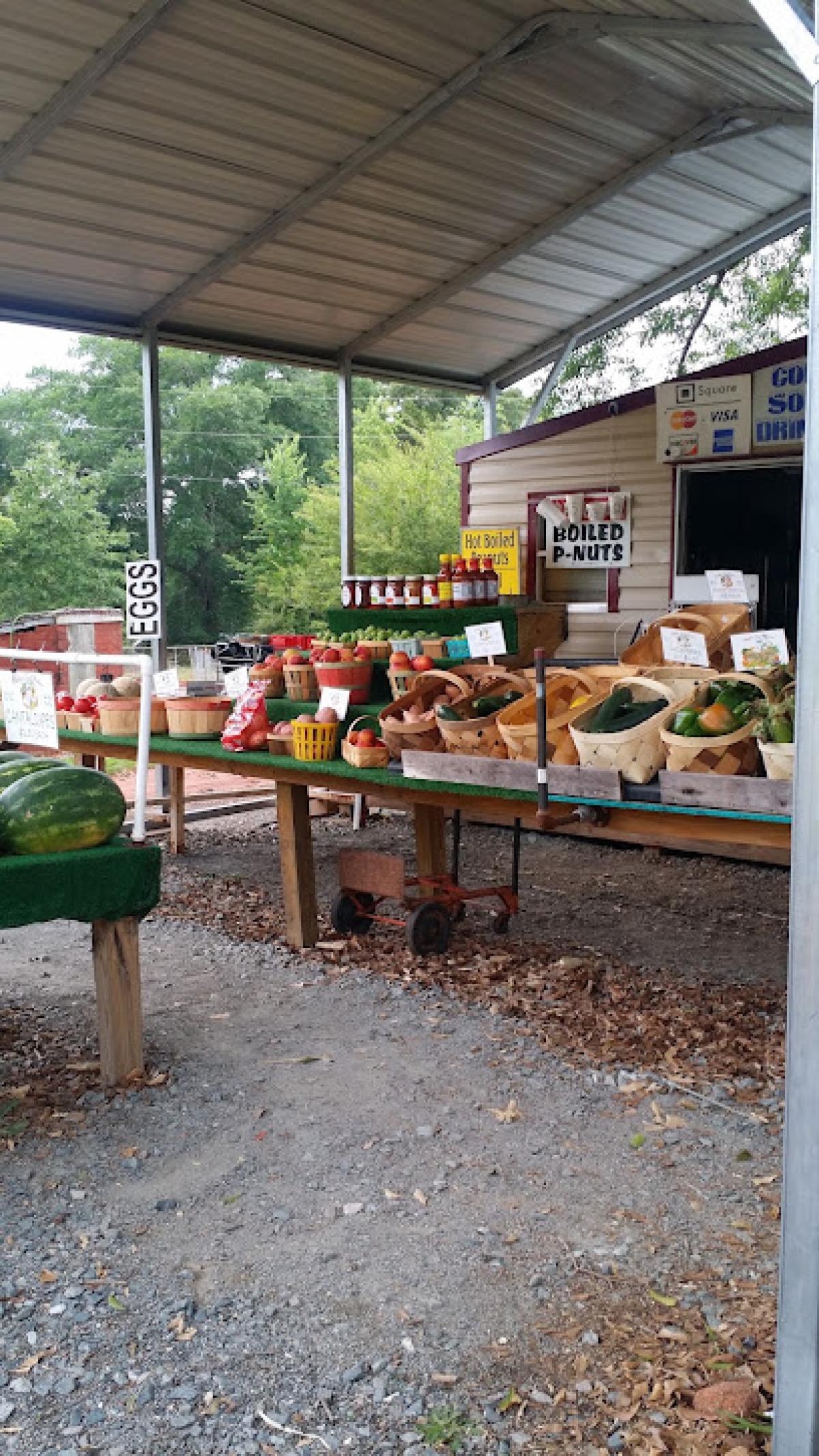 Buddy's​ Fresh Produce