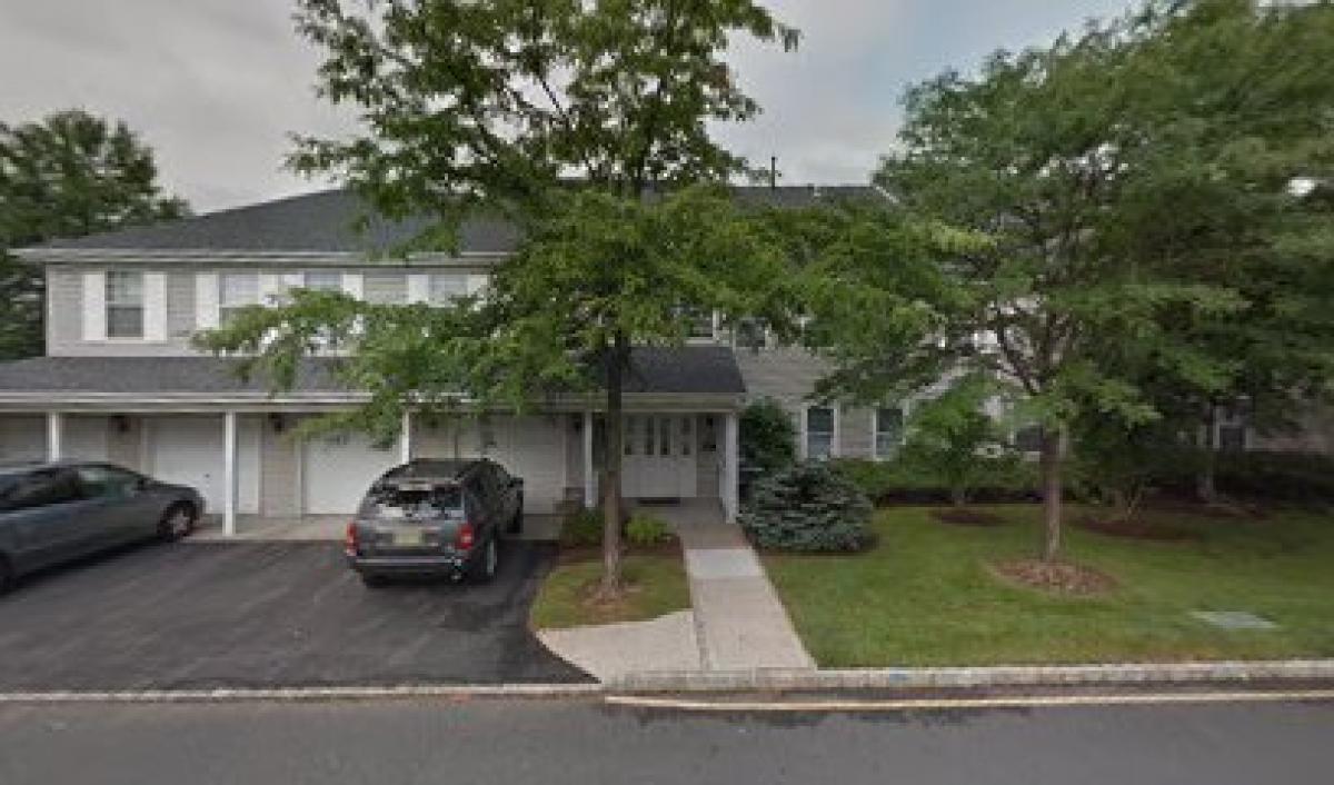 Yellow Bee Honey LLC