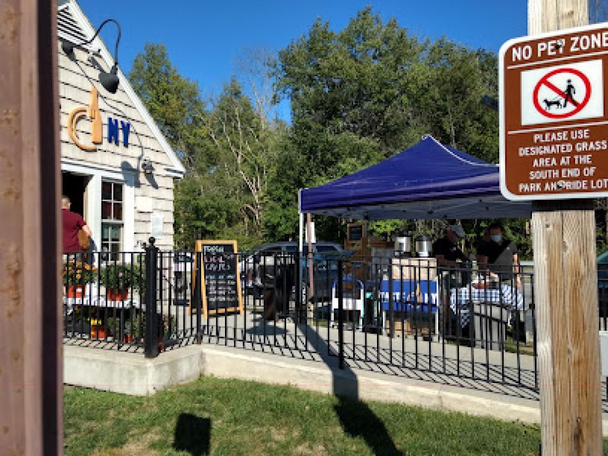 Taste NY Market at Todd Hill