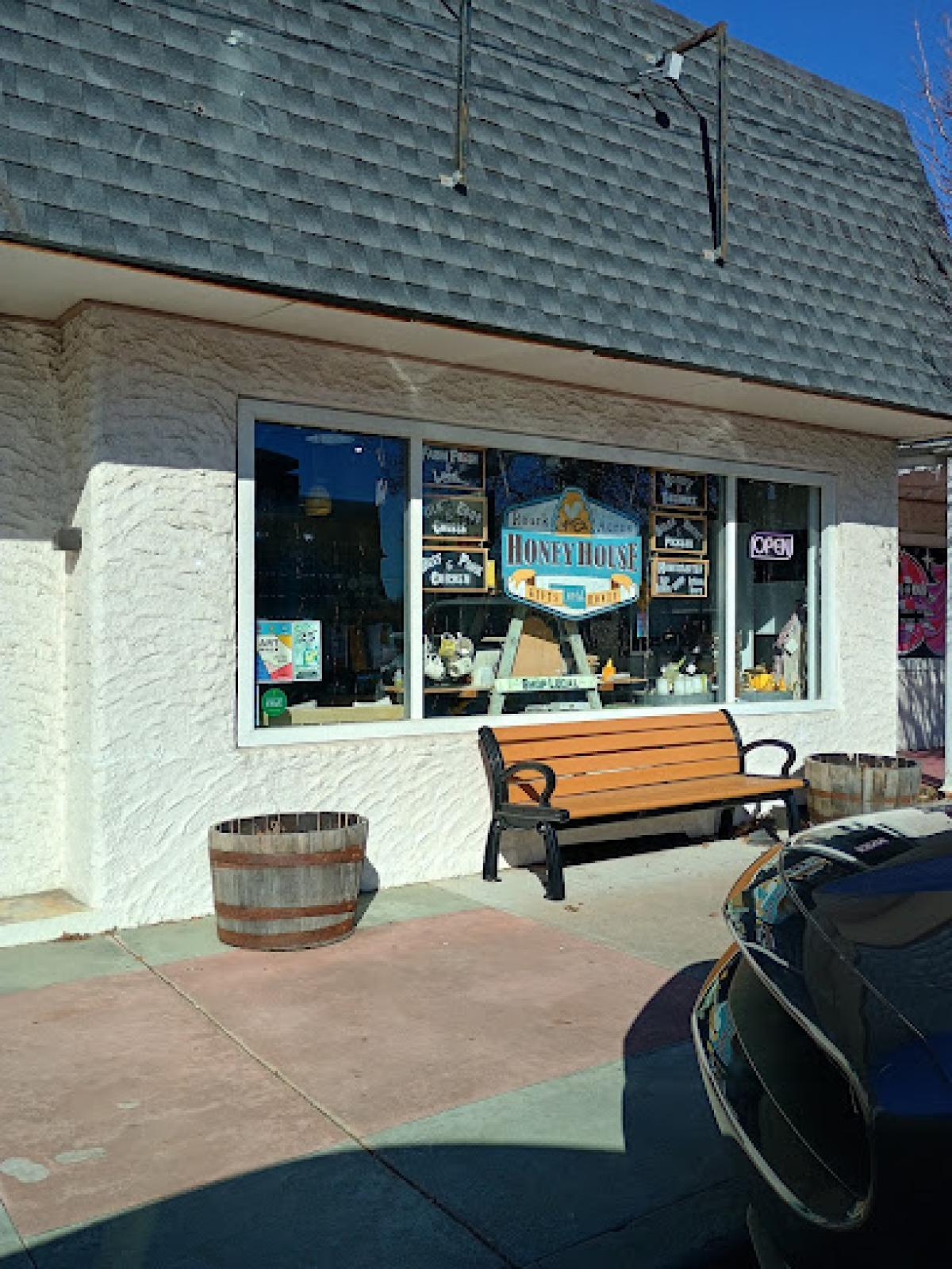 Roark Acres Honey, Bees & more