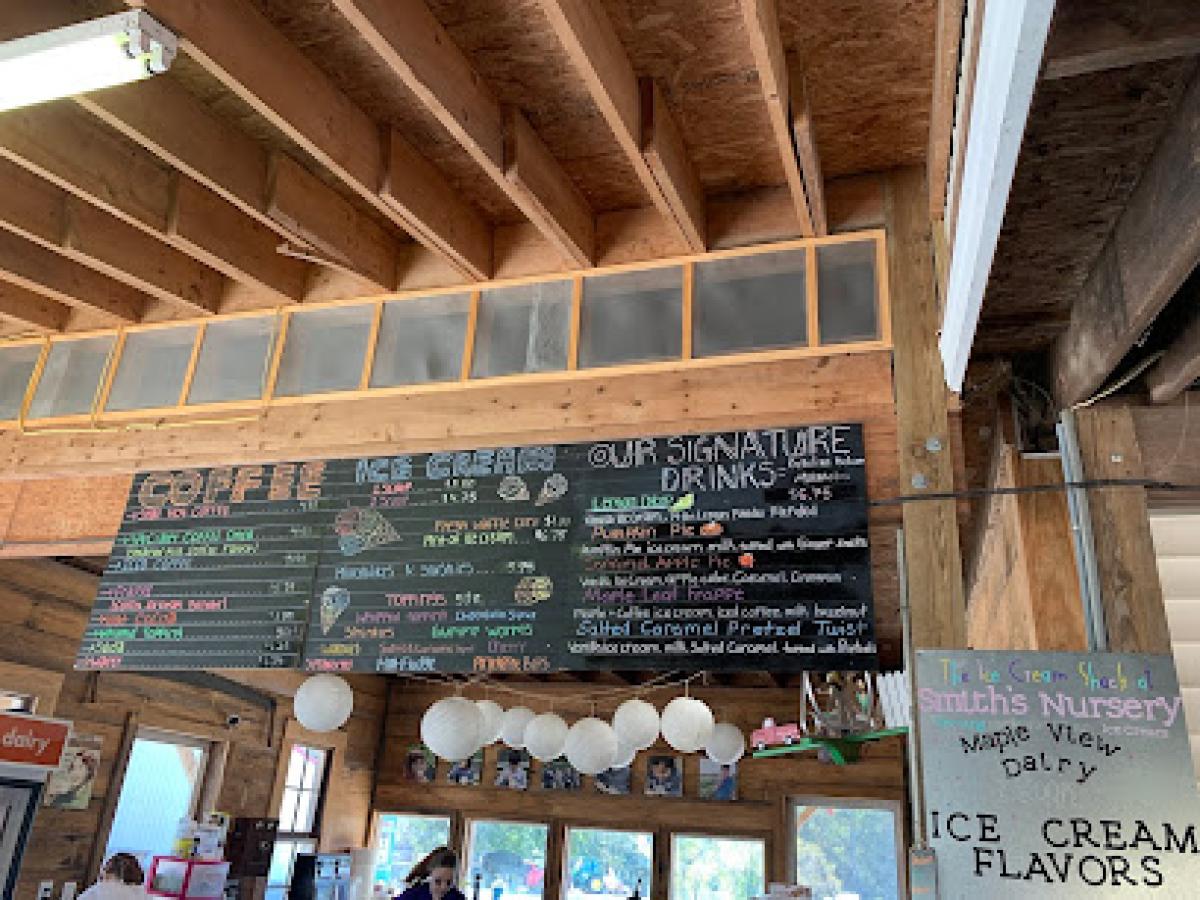 Smith's Farm Market and Garden Center