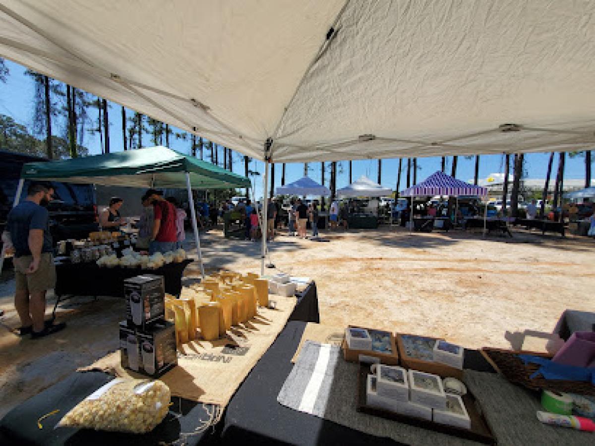 NAVARRE FARMERS ' MARKET, LLC