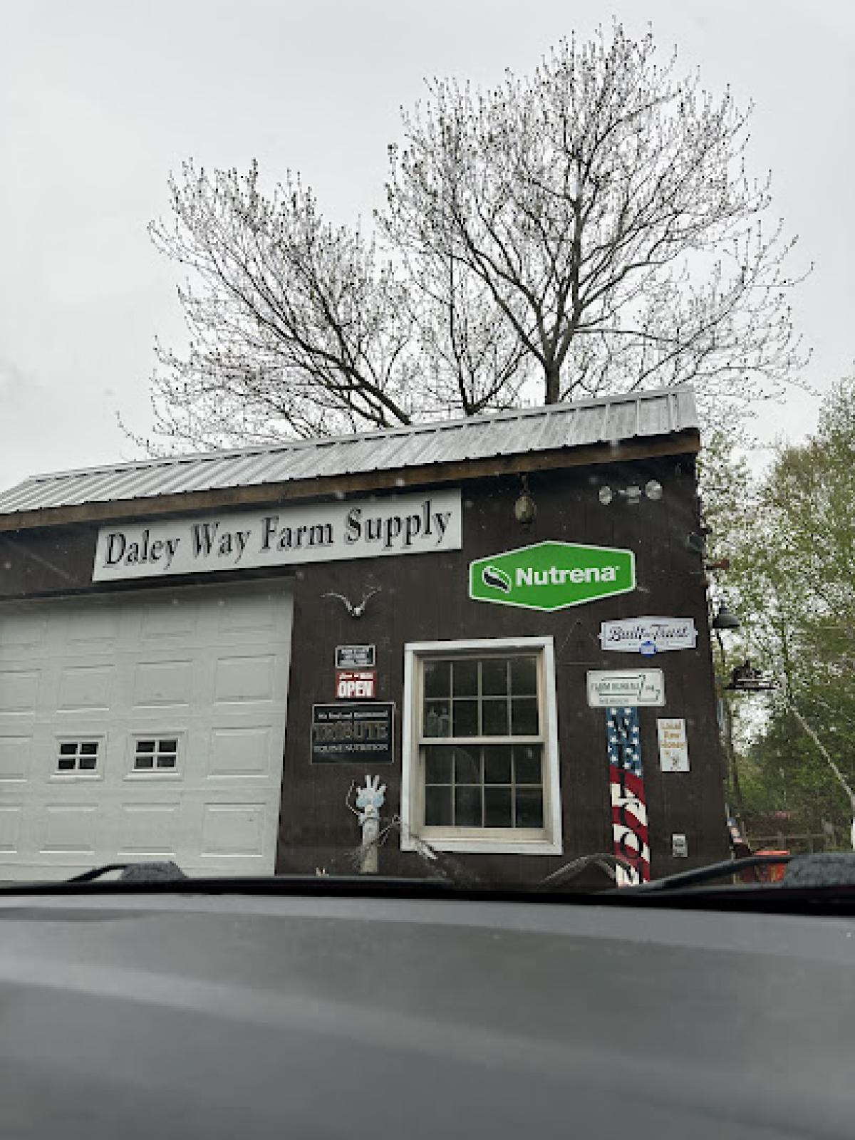 Daley Way Farm Supply