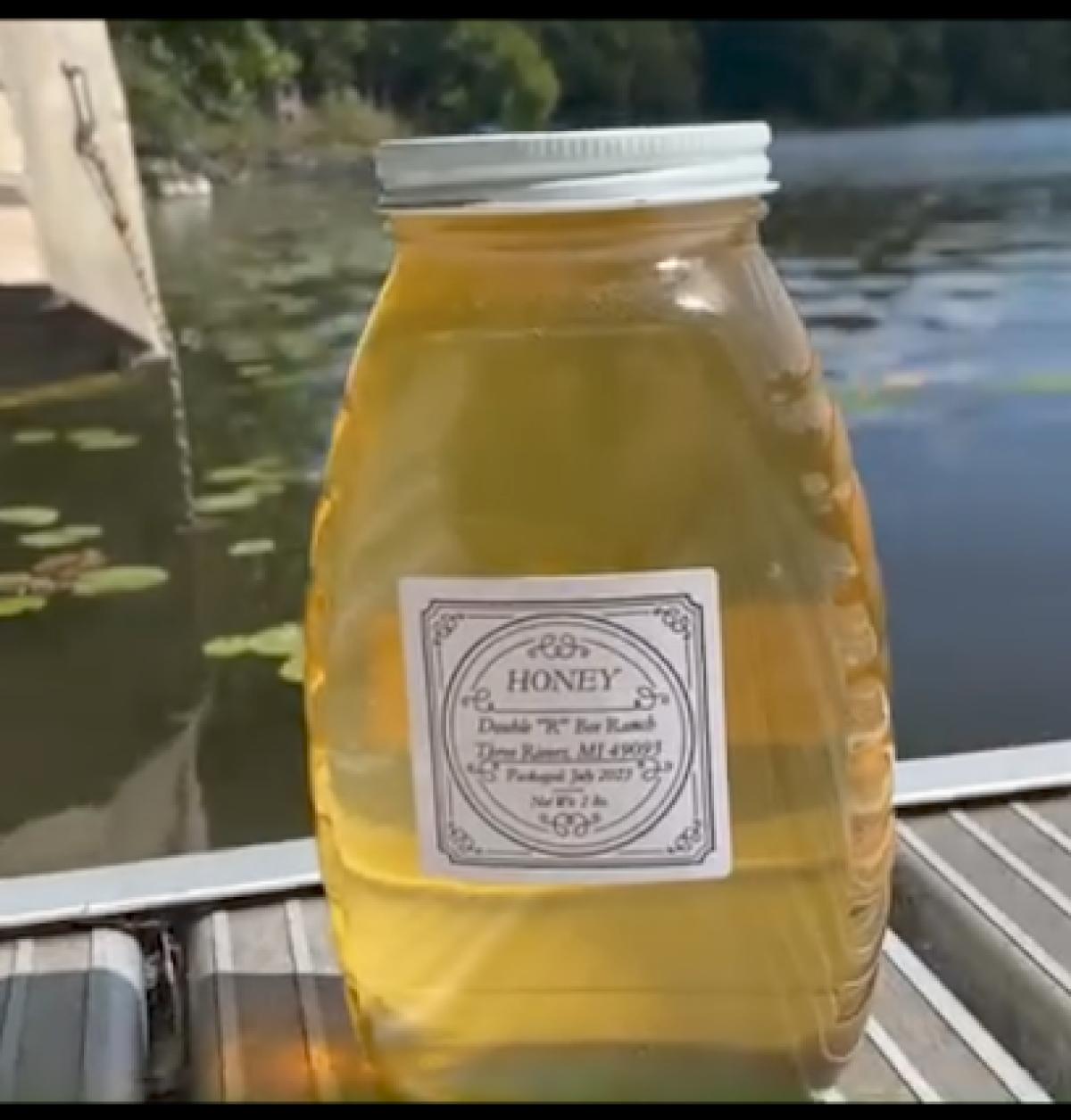 Double "R" Bee Ranch