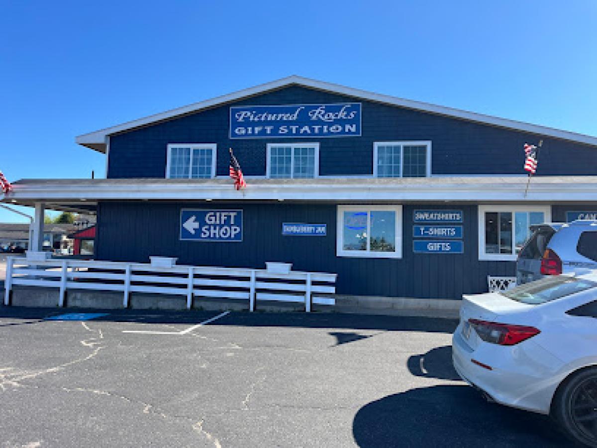 Pictured Rocks Gift Company