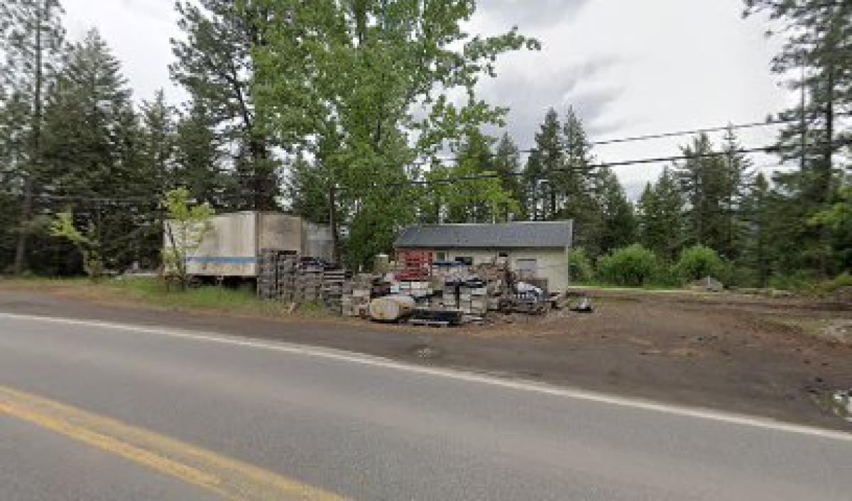 Hugus Creek Honey Farm