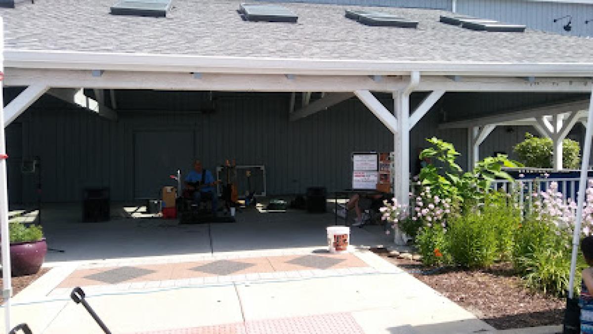 Olde Schaumburg Centre Farmers Market