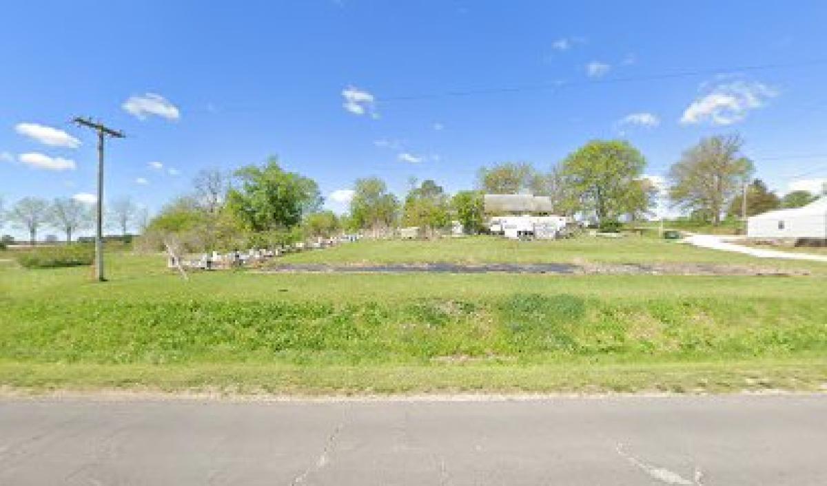 Crutchfield Family Bee Farm​