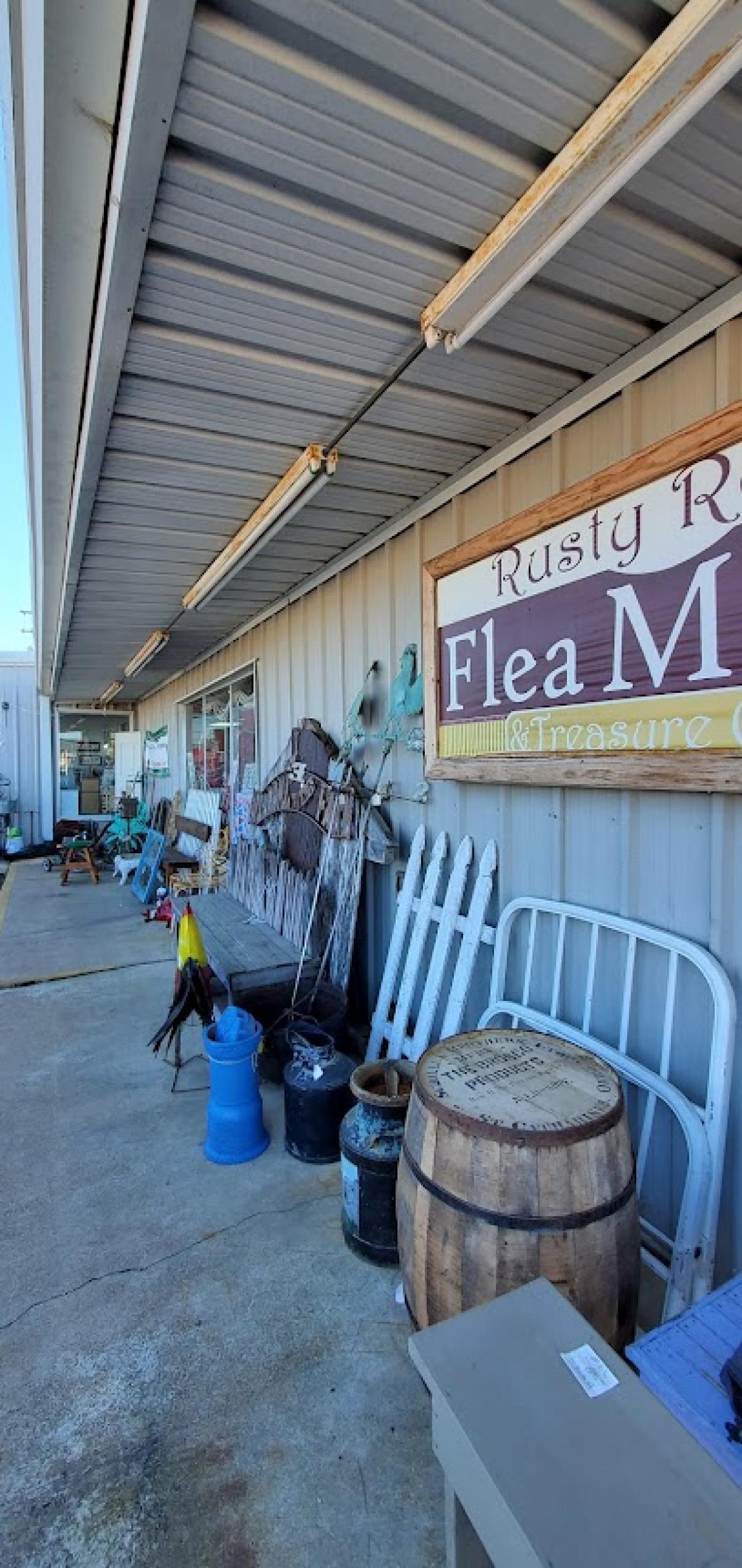 Rusty Rooster Flea Market & Antique Mall