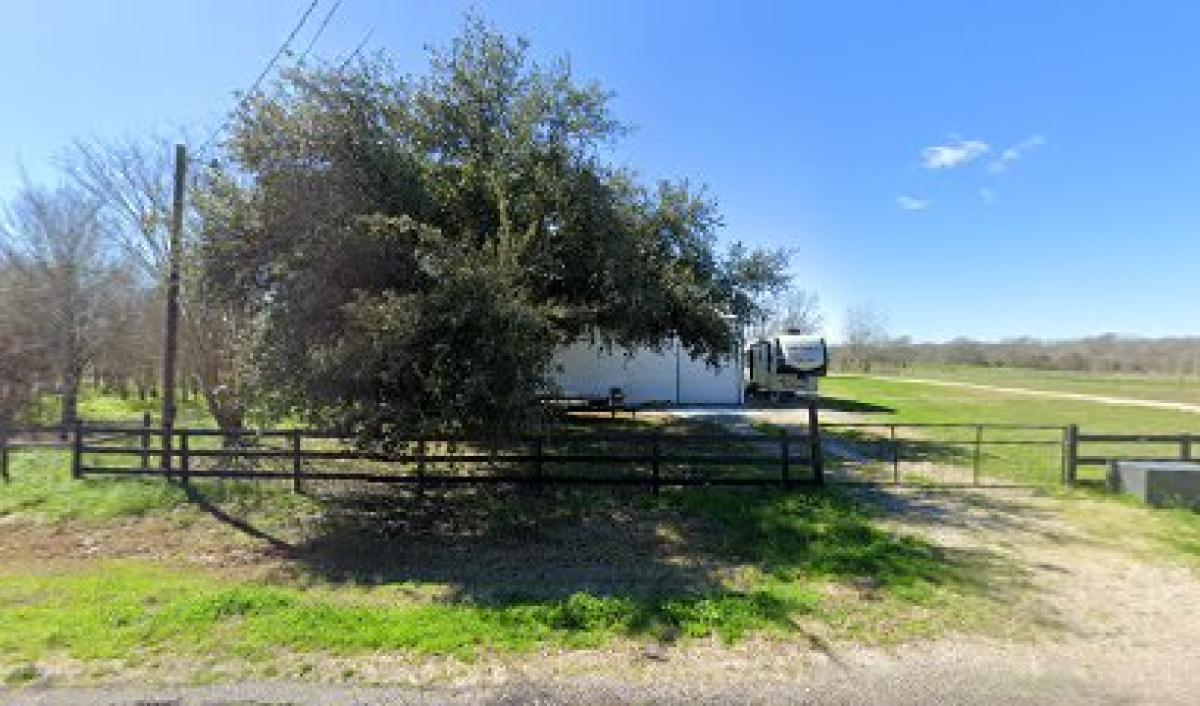 County Line farm & Honey