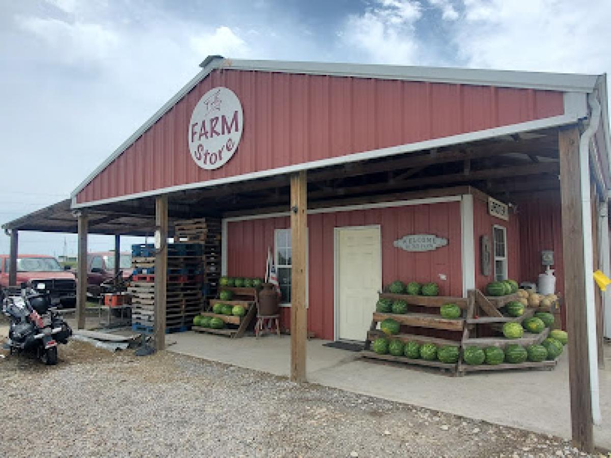 Reeves Family Farm Store