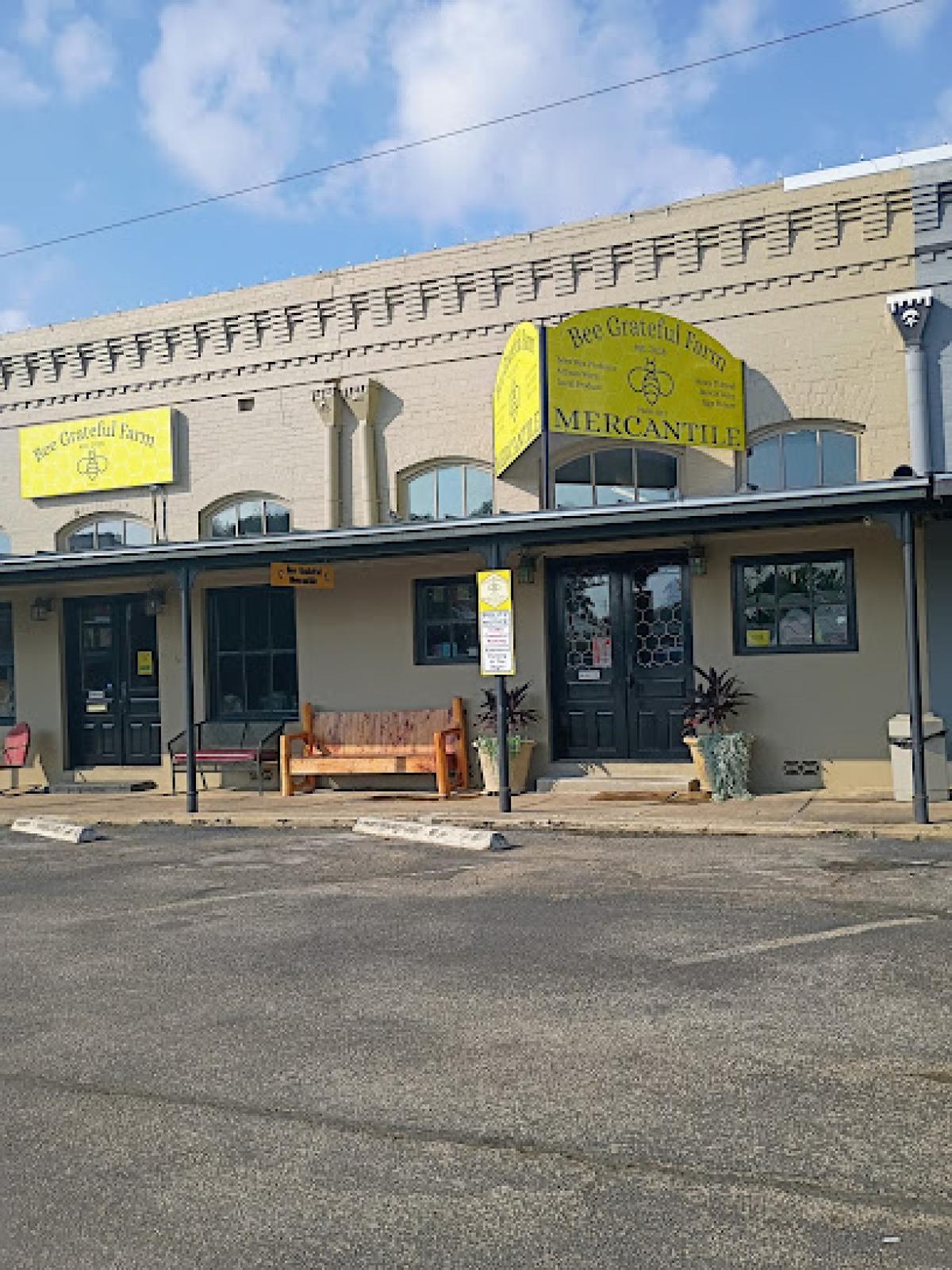 Bee Grateful Farm Mercantile
