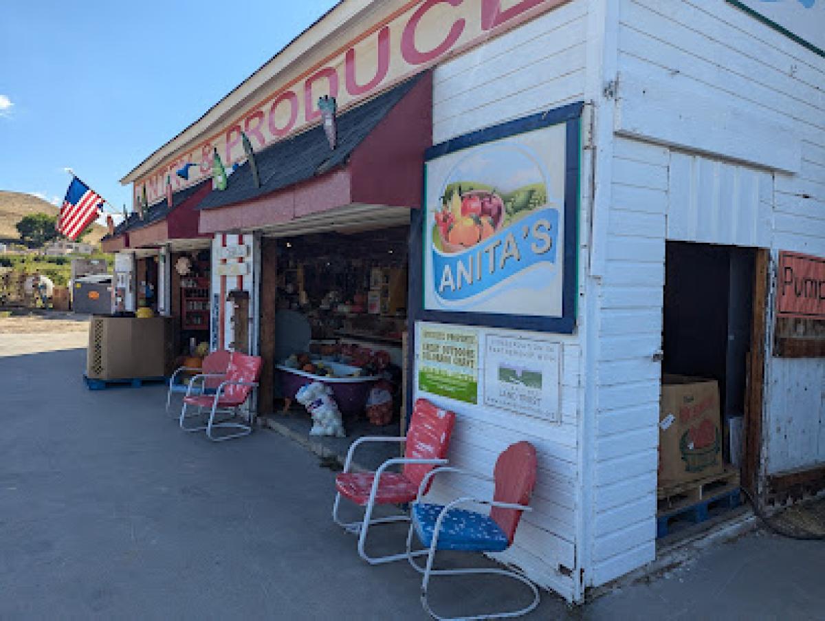 Anita's Pantry And Produce