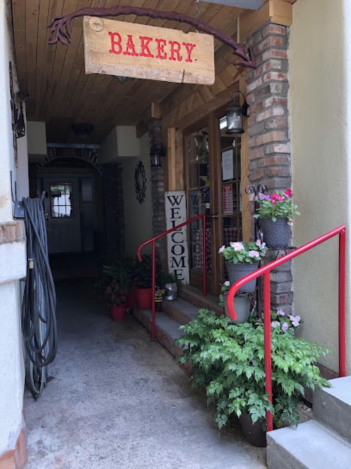 THE RUSTIC BARN BAKERY LLC