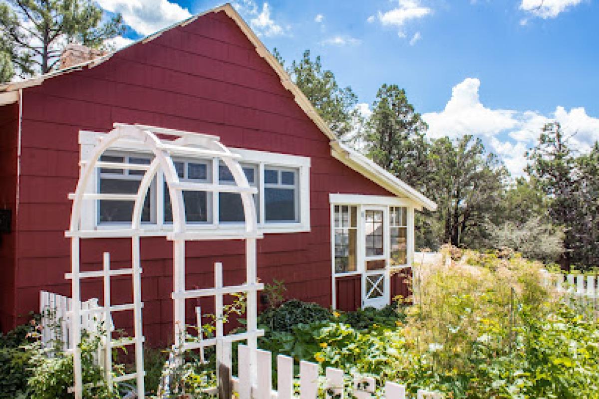 Pine Creek Lavender Farm Store and Cooking School