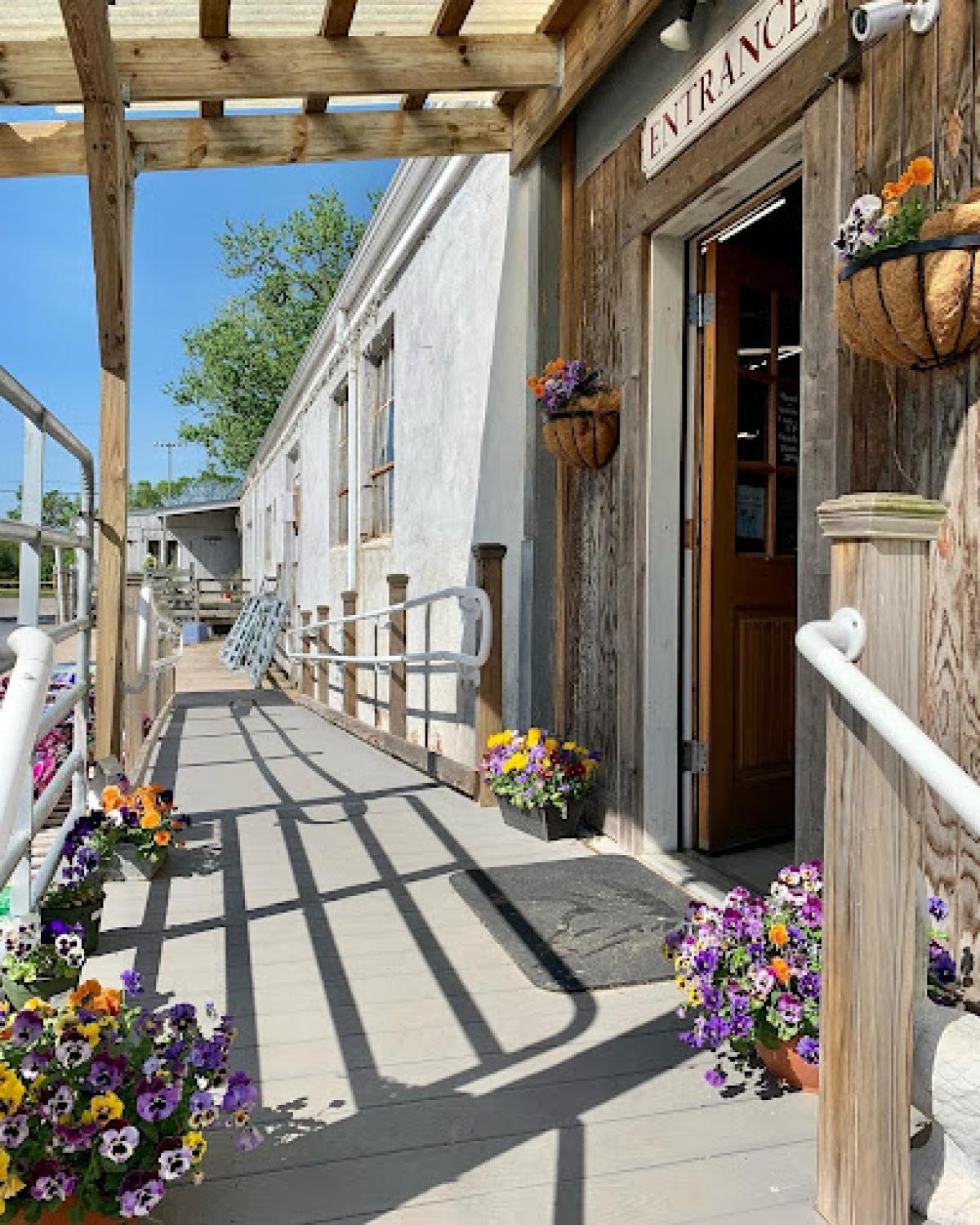 Barnstable Farm & Pet