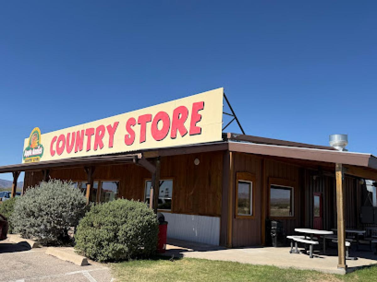 Apple Annie's Country Store