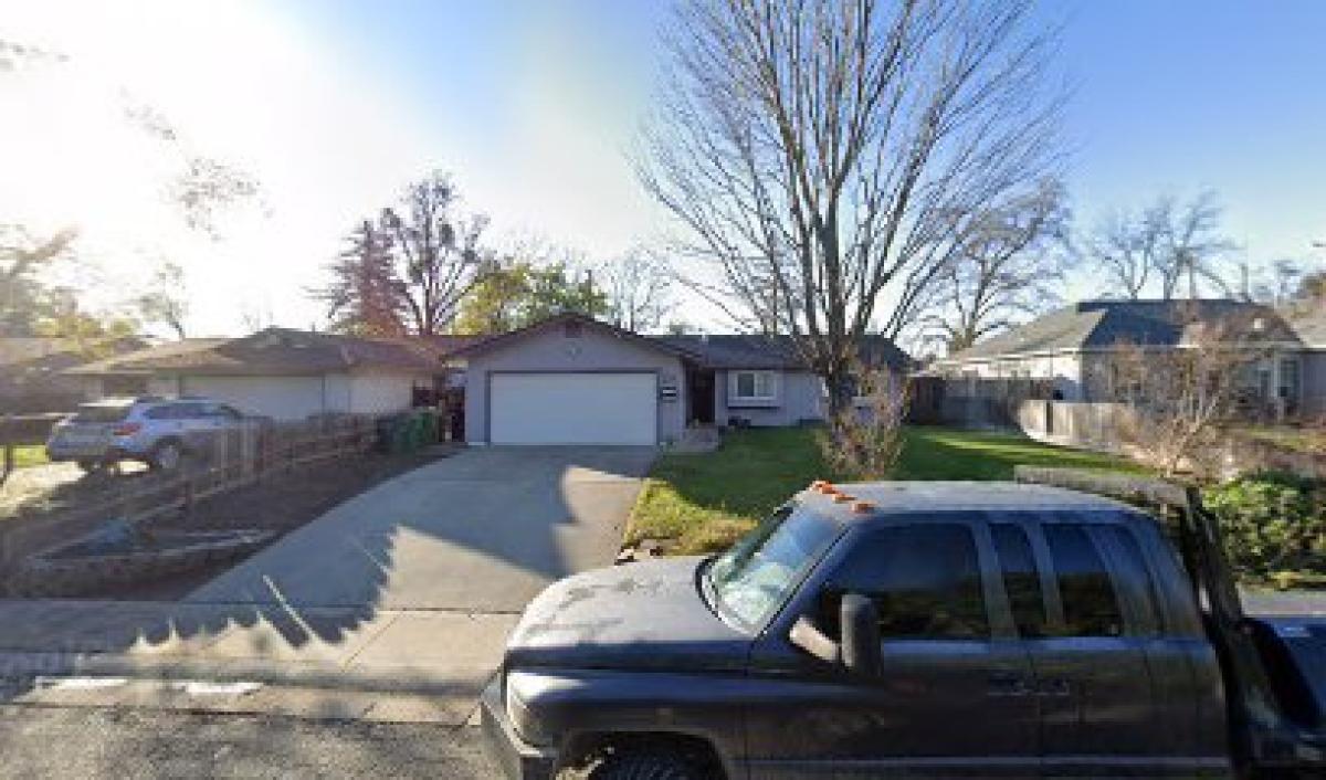 Hill & Ward Apiaries Inc