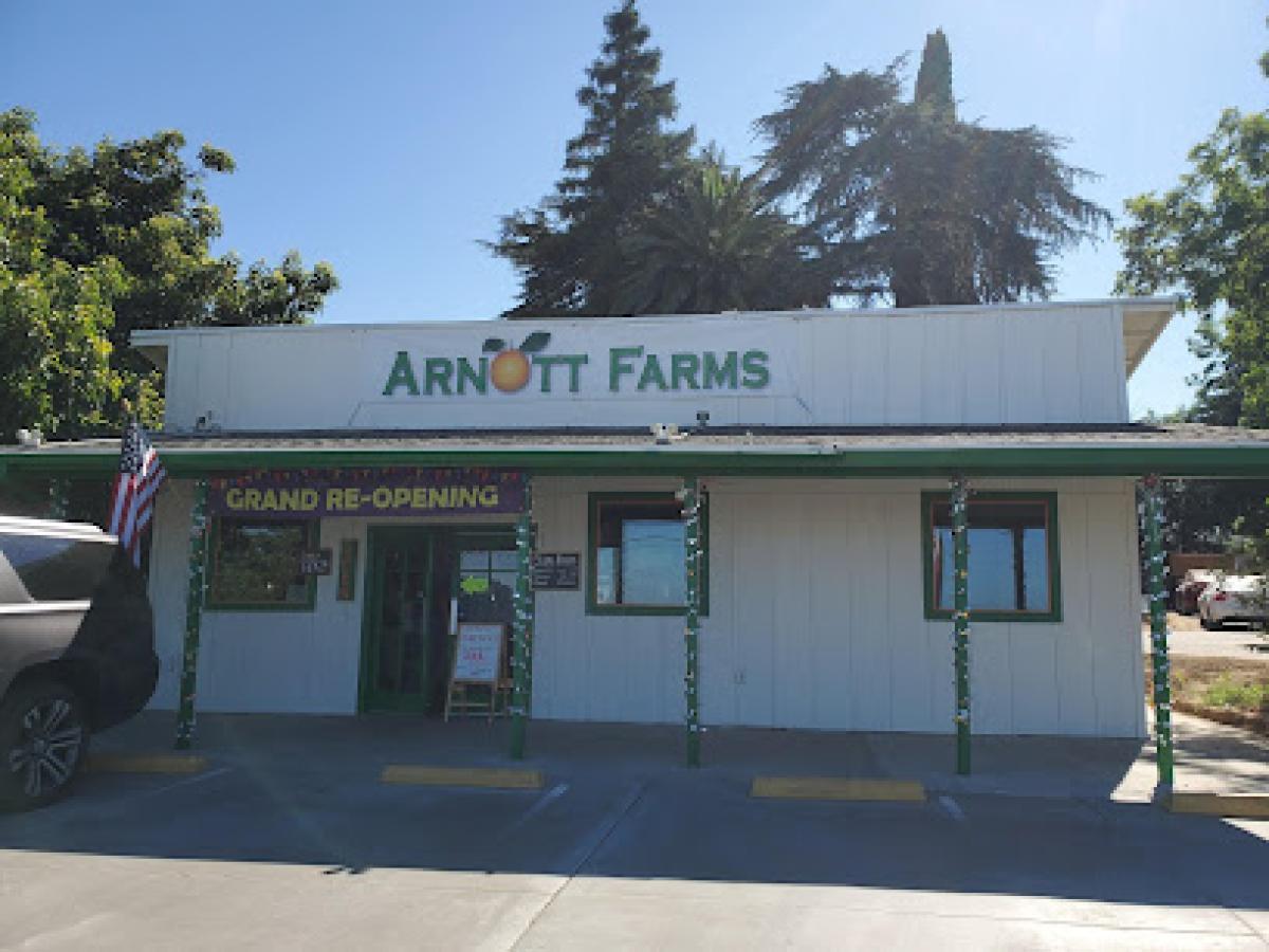 Arnott Farms