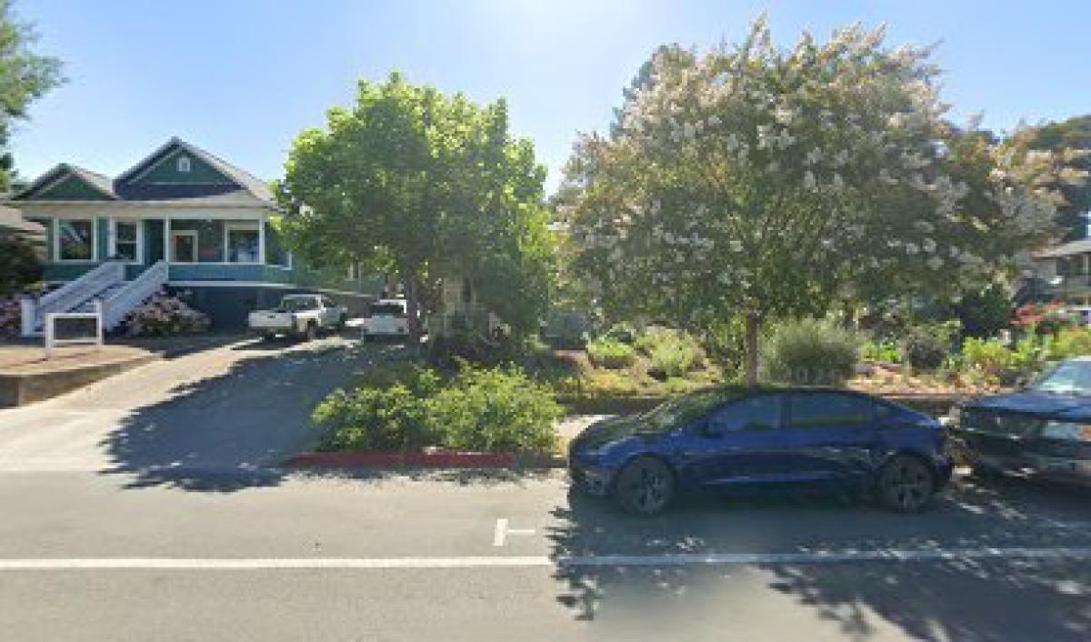 Royal Hawaiian Honeys