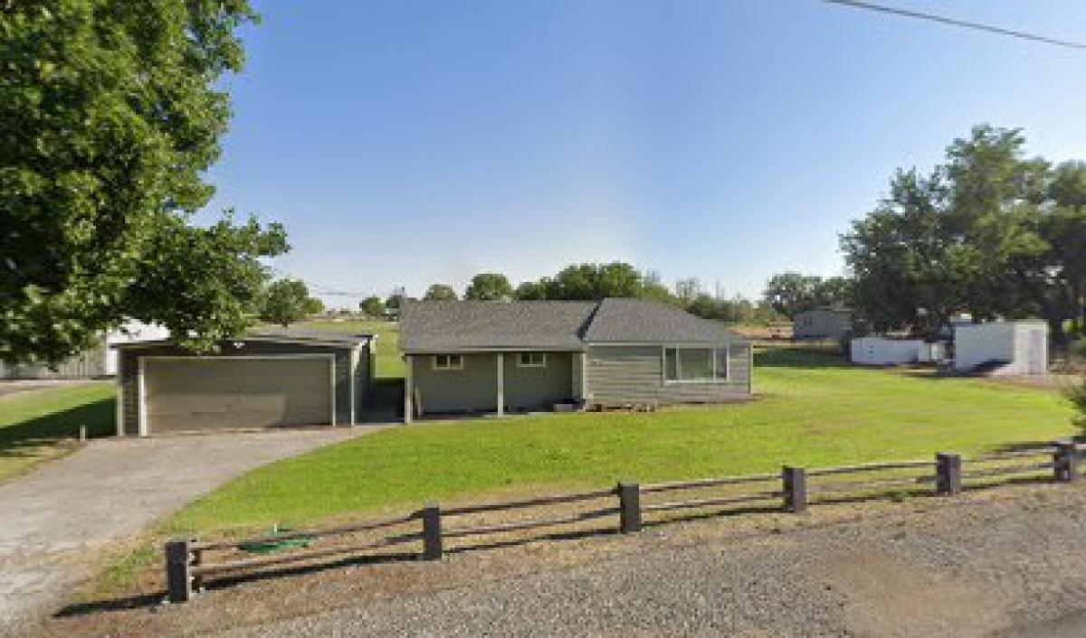 Dancing Bee Acres. LLC