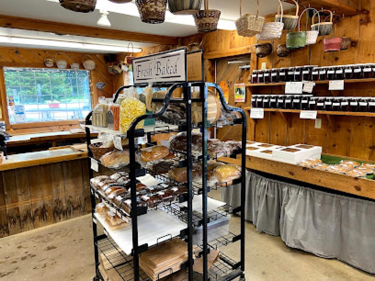 Riverside Farm Stand & Greenhouse