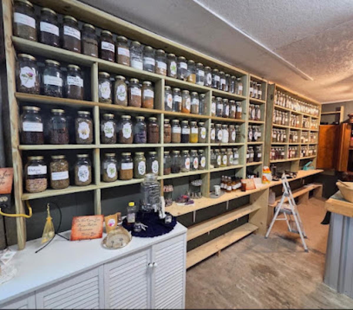 The Barefoot Botanica