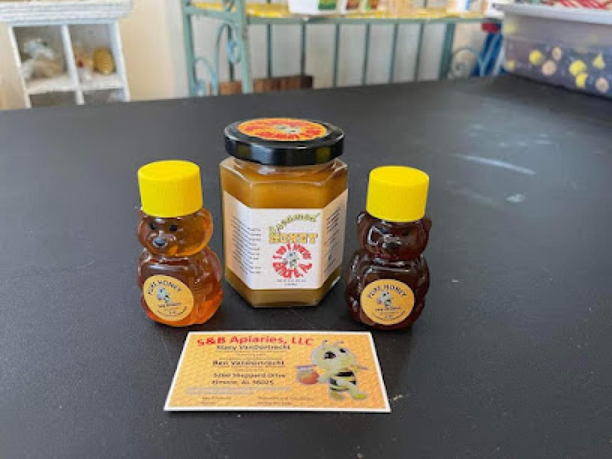 S and B Apiaries LLC