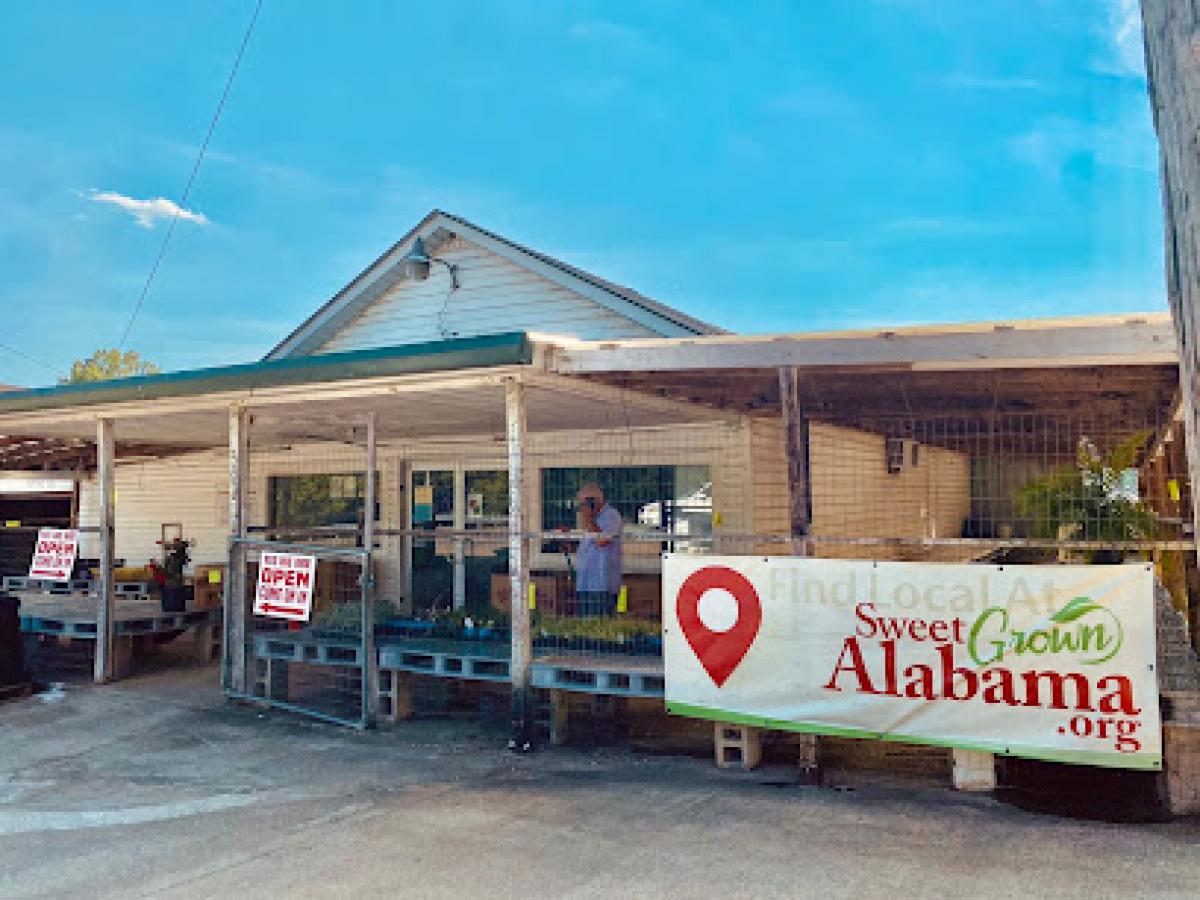 Malone's Farm & Garden Center