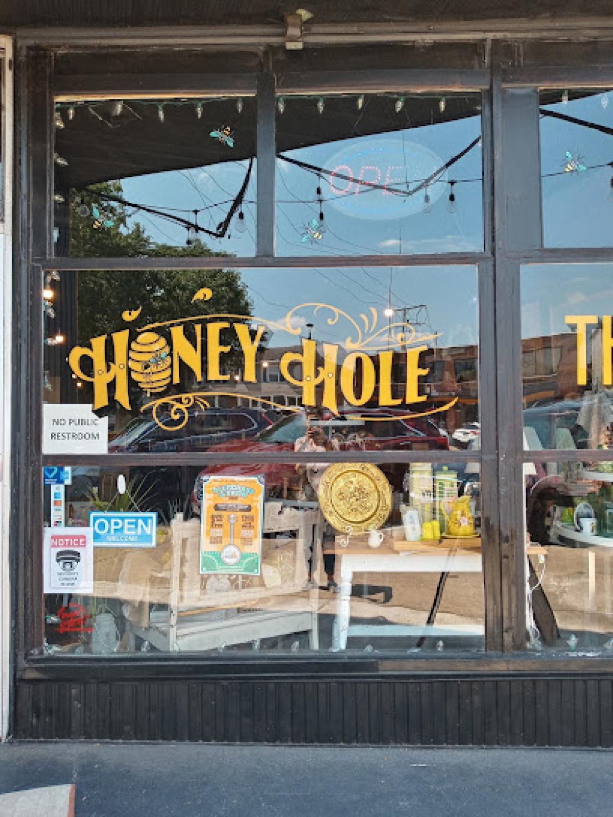 The Honey Hole Thrift & Collectibles