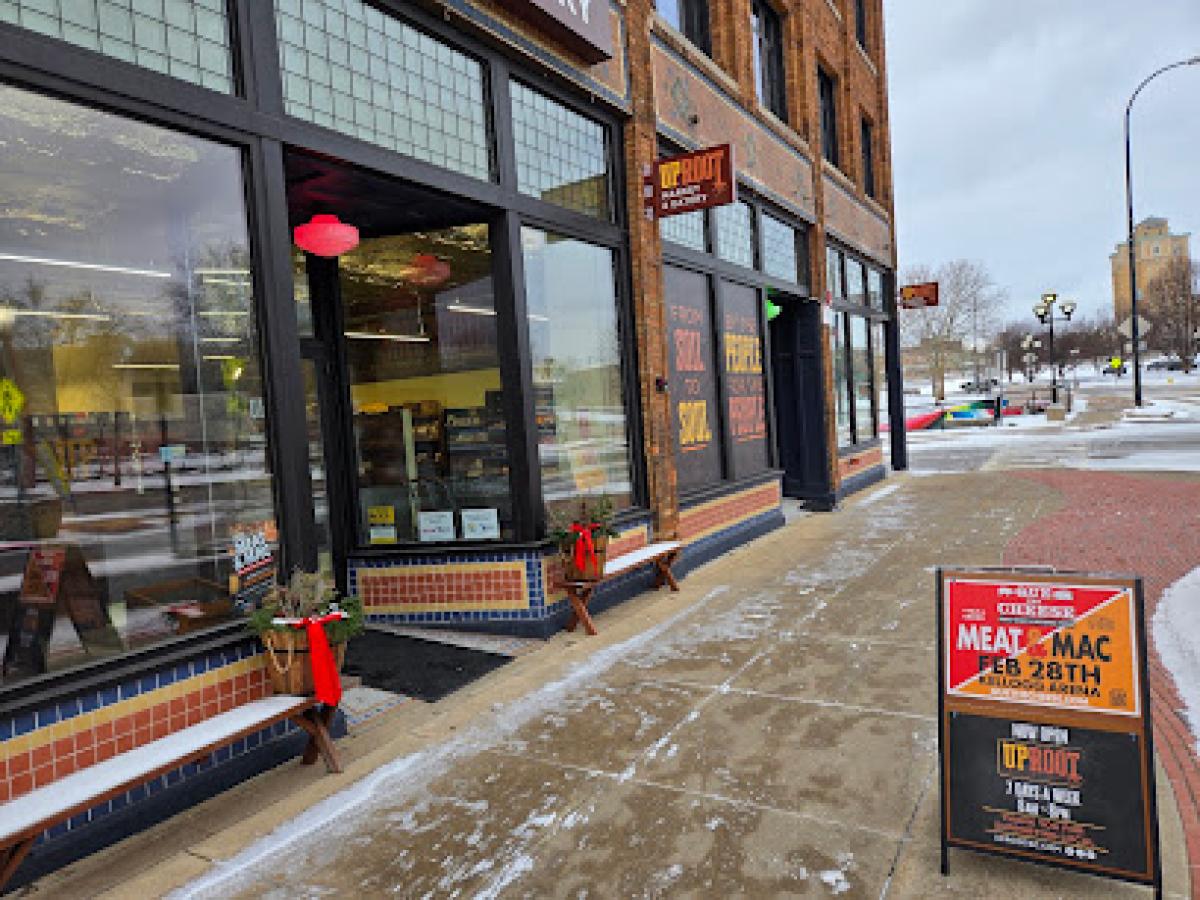 UpRoot Market & Eatery