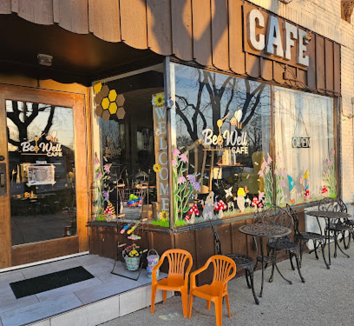Bee Well Cafe