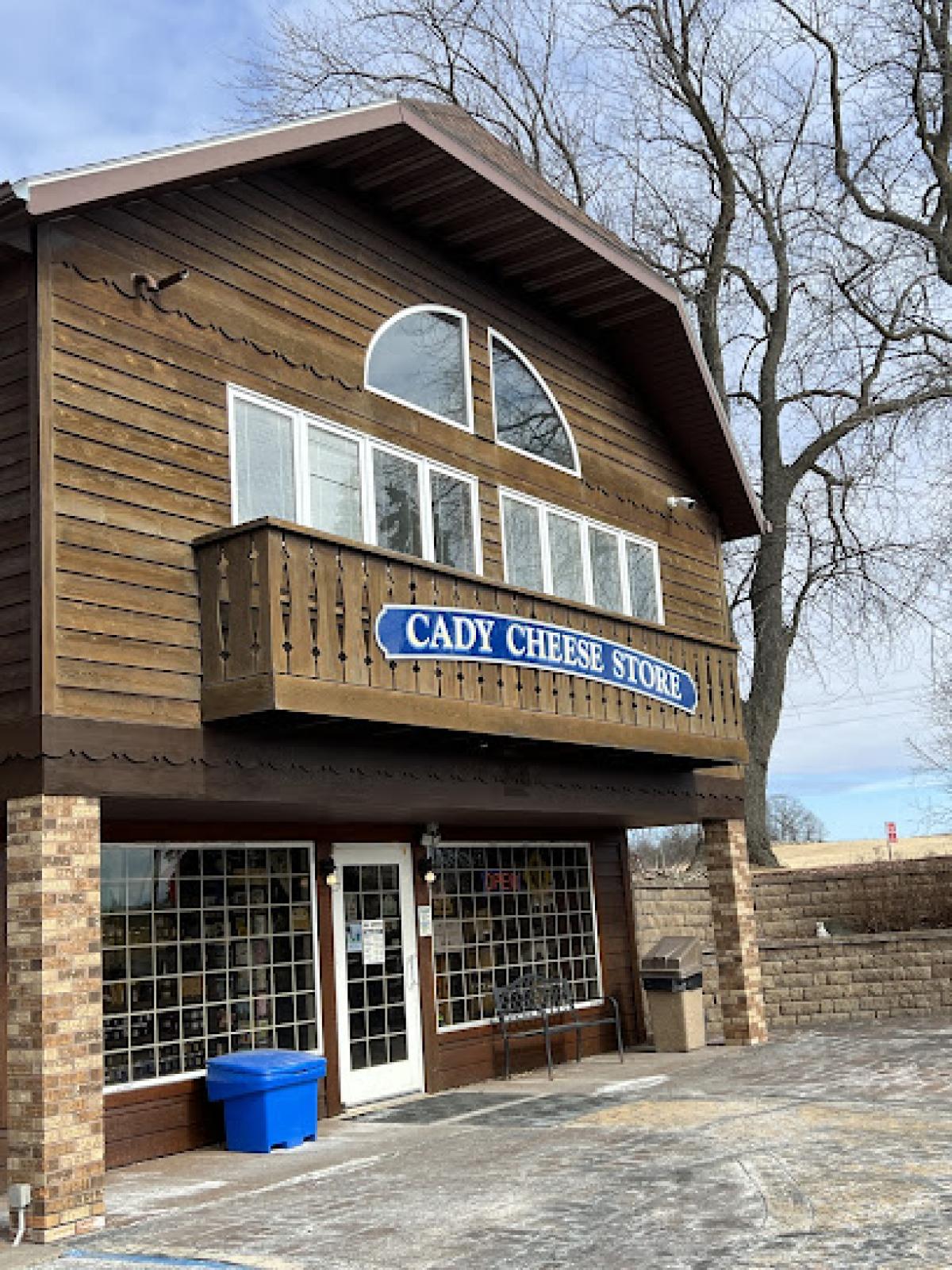 Burnett Dairy Cady Cheese Store