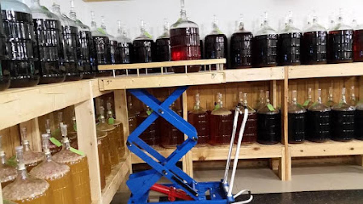 Mountain Dragon Mazery Fine Honey Wine