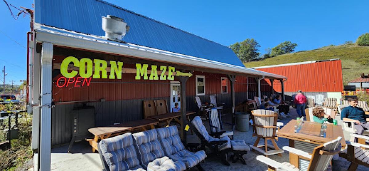 Edge of Town Farm Market