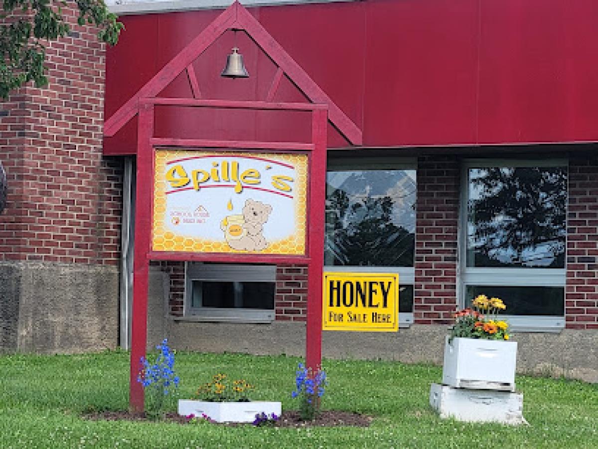 School House Bees - Spille's Honey