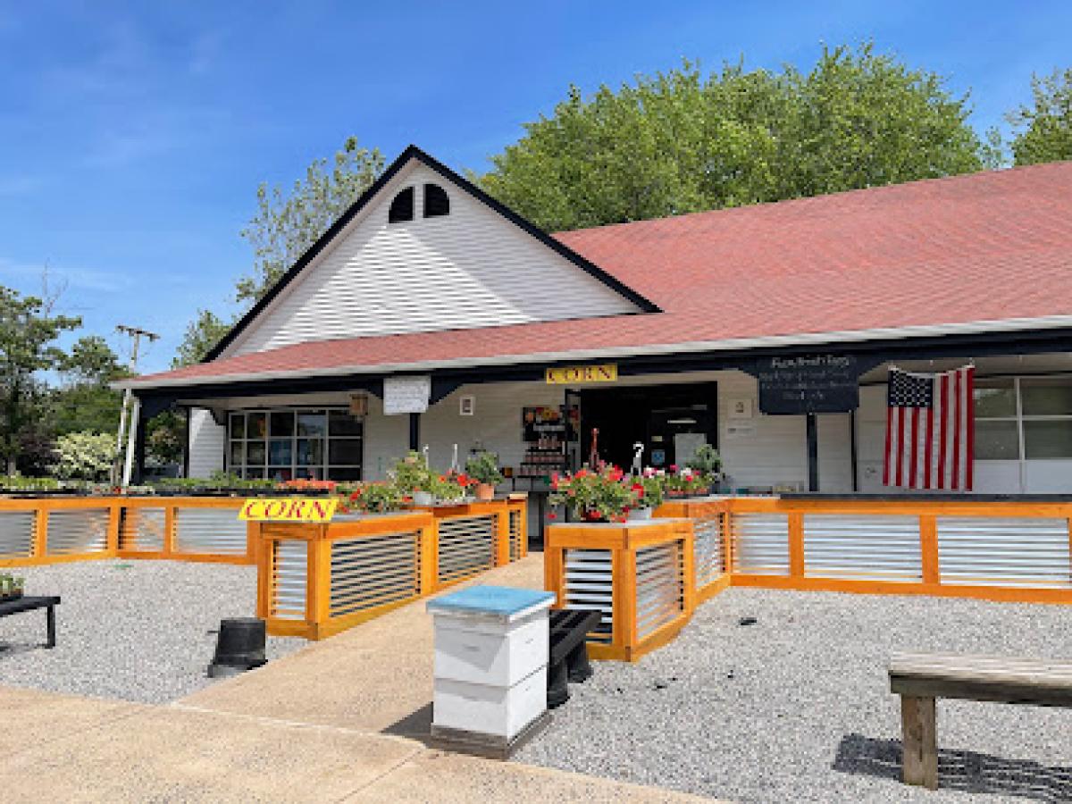 Applegate Farm Market