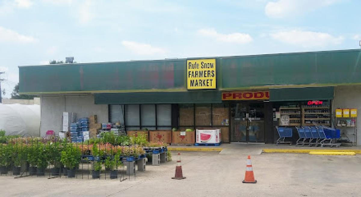 Rufe Snow Farmers Market