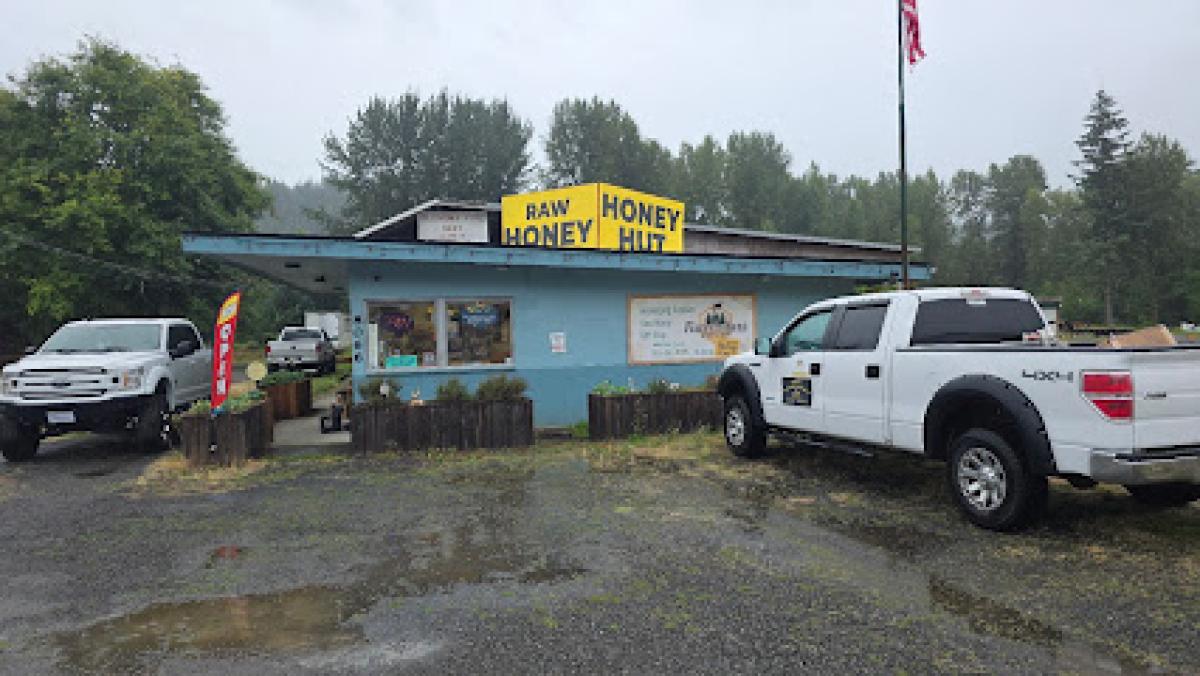 Four Cedars Gifts and Honey