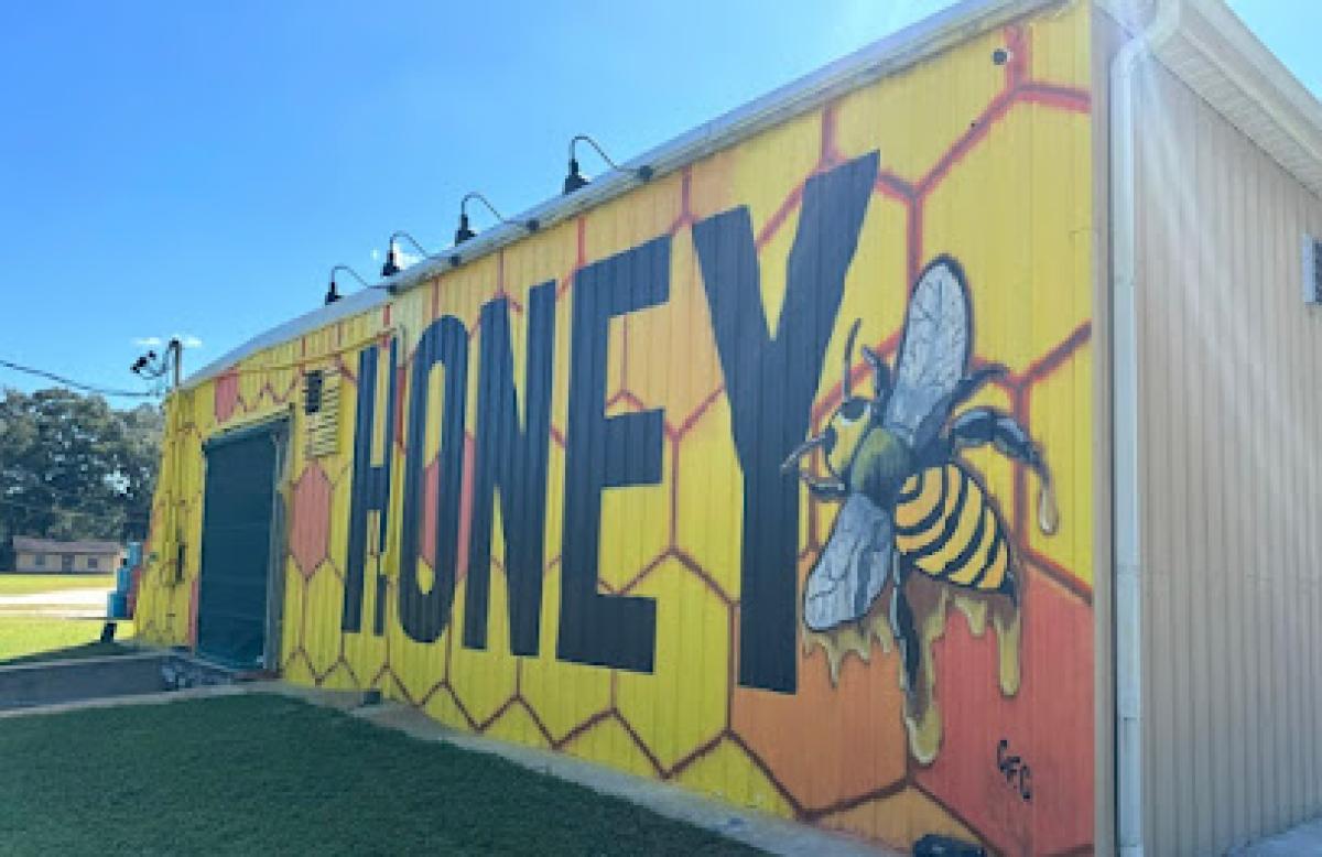 Queen of America Honey