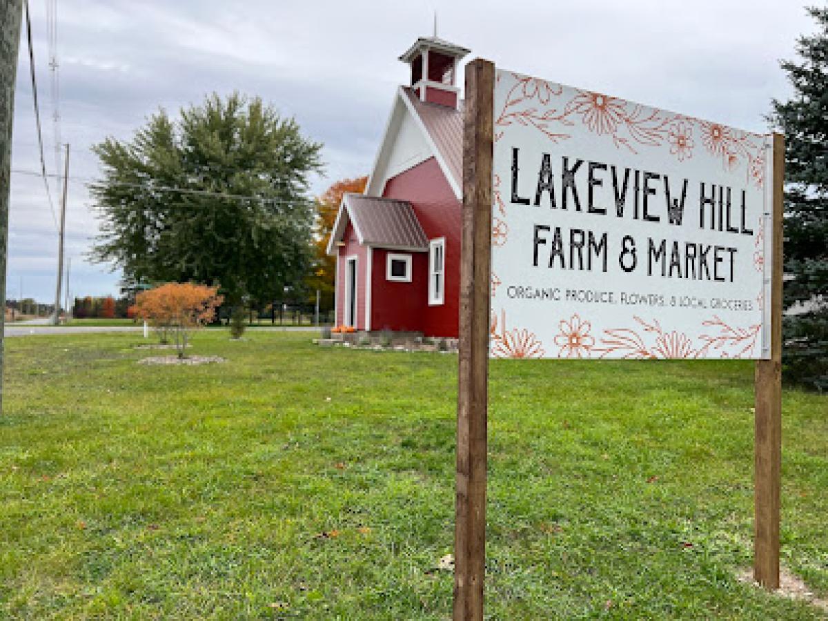 Lakeview Hill Farm & Market
