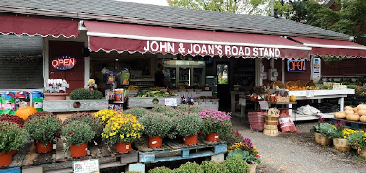 John and Joan Roadstand