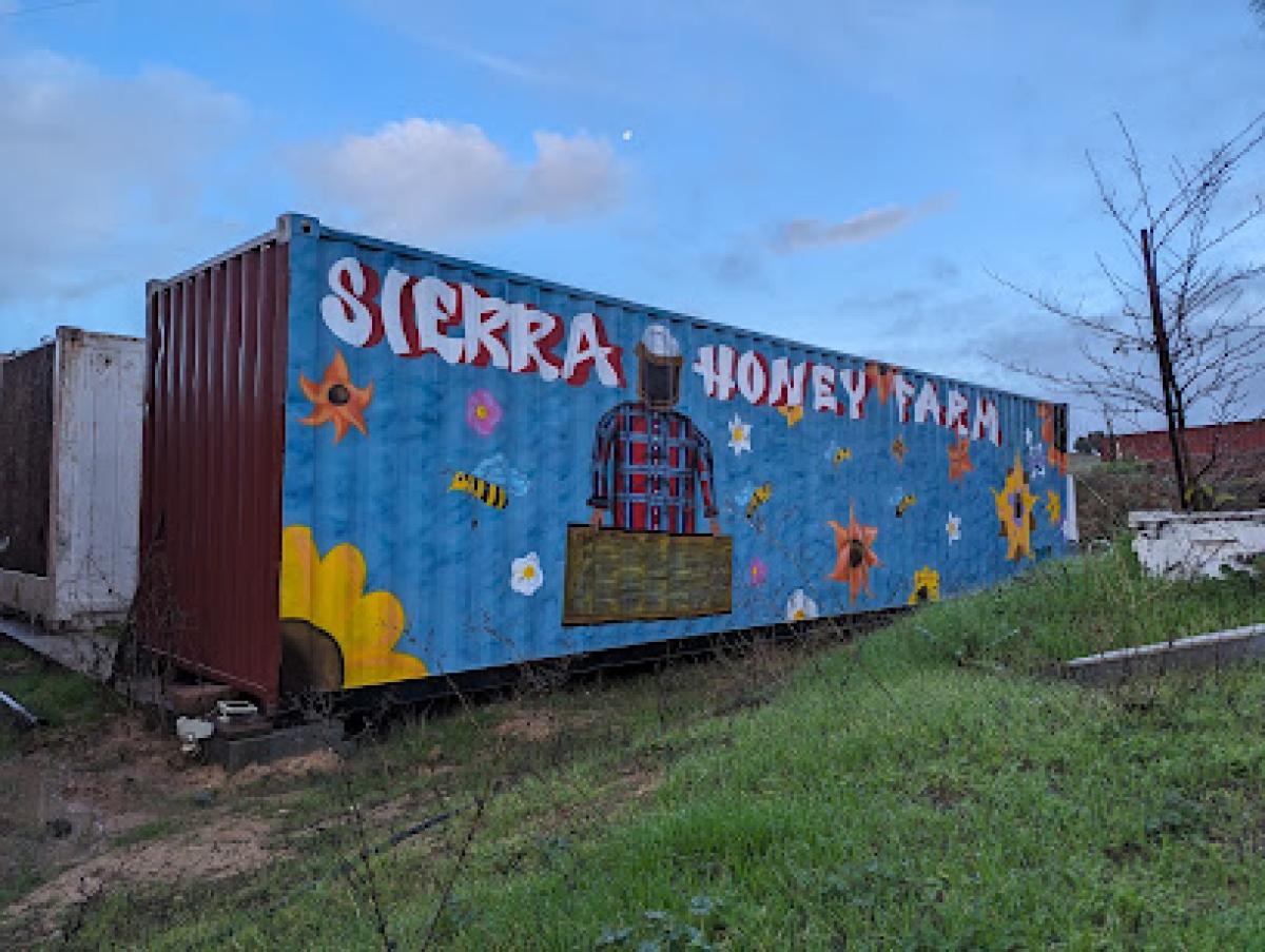 Sierra honey farm