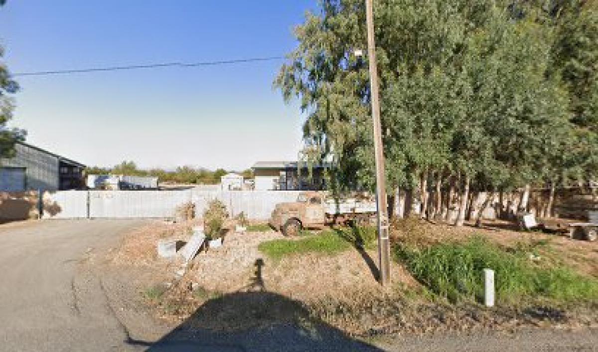 Heitkam's Honey Bees Inc