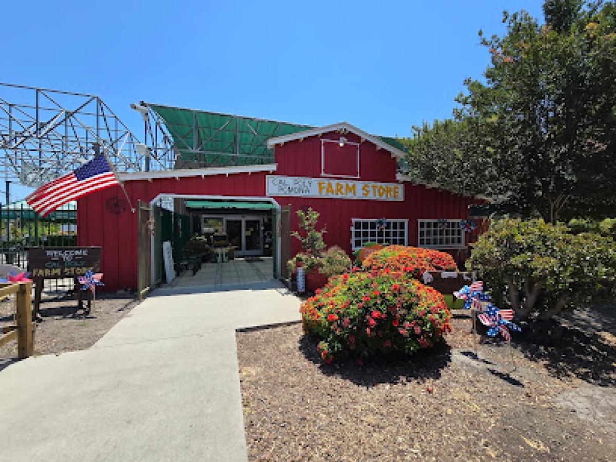 Cal Poly Pomona Farm Store